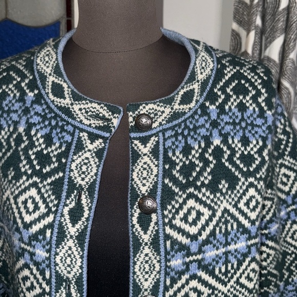 LL Bean Kingfield Nordic Knit 100% Lambswool Button Up Cardigan - Picture 2 of 8